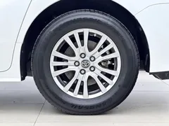 2021 Toyota Sienna 2.5L Hybrid Comfort, белый — фото 13