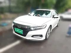 2018 Honda Accord 260TURBO Luxury, белый — фото 1
