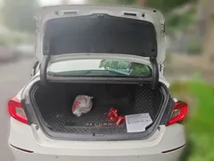 2018 Honda Accord 260TURBO Luxury, белый — фото 15