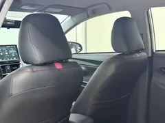 2022 Toyota Yaris L Zhixuan X 1.5L CVT Luxury Plus, белый — фото 8