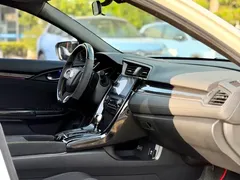 2021 Honda Civic Hatchback 220Turbo CVT, белый — фото 19