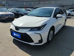 2021 Toyota Corolla 1.2T S-CVT Elite, белый — фото 1