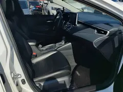 2021 Toyota Corolla 1.2T S-CVT Elite, белый — фото 8