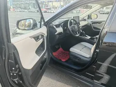 2022 Toyota RAV4 2.0L CVT 4WD Premium, чёрный — фото 10