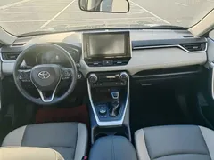 2022 Toyota RAV4 2.0L CVT 4WD Premium, чёрный — фото 19