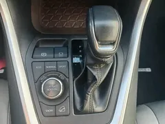 2022 Toyota RAV4 2.0L CVT 4WD Premium, чёрный — фото 22