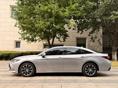 2023 Toyota Avalon 2.5L Luxury — фото 3