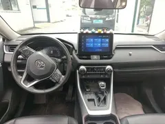 2022 Toyota RAV4 2.0L CVT 2WD Fashion Plus — фото 5