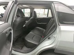 2022 Toyota RAV4 2.0L CVT 2WD Fashion Plus — фото 8