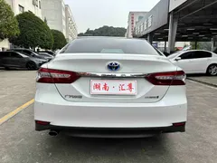 2021 Toyota Camry Hybrid 2.5HG Luxury, белый — фото 15