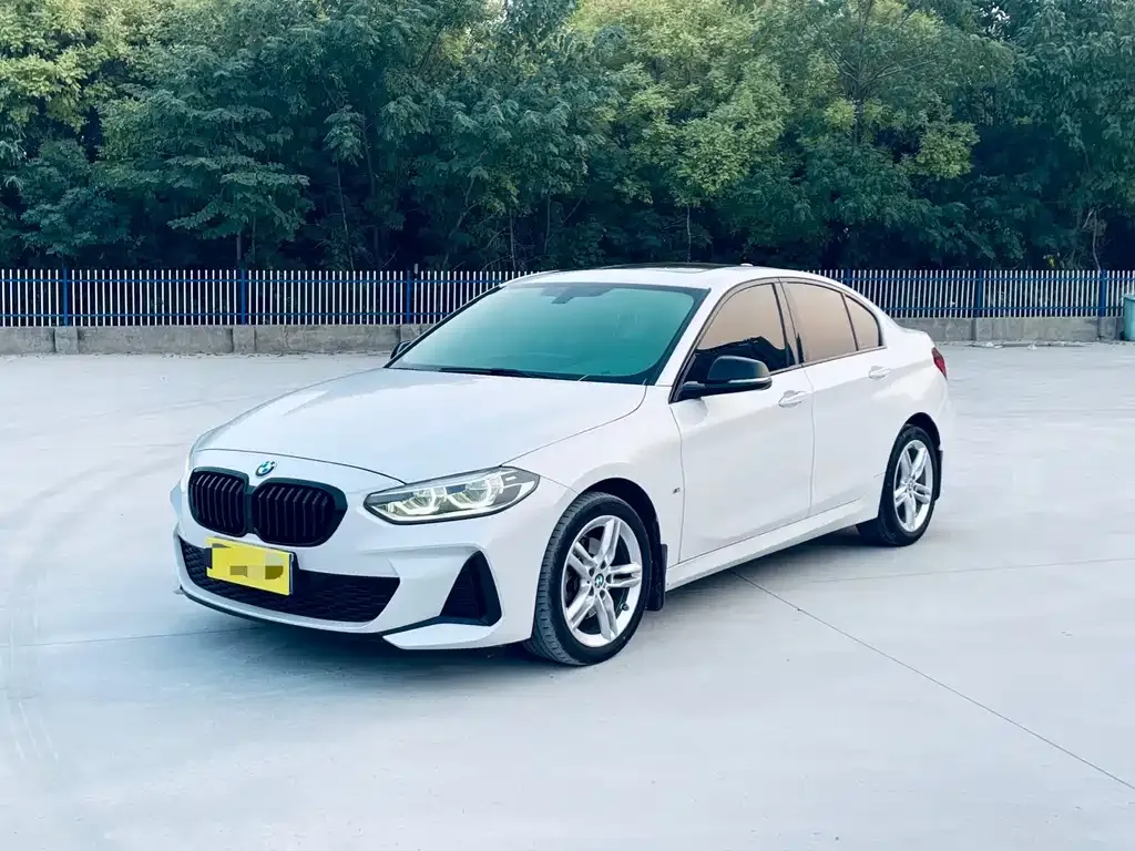 2023 BMW 1 Series 120i M Sport Night Edition