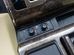 2021 Toyota Alphard Hybrid 2.5L Premium, чёрный — фото 11