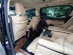 2021 Toyota Alphard Hybrid 2.5L Premium, чёрный — фото 18
