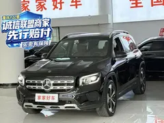 2021 Mercedes-Benz GLB 200 Fashion, чёрный — фото 1