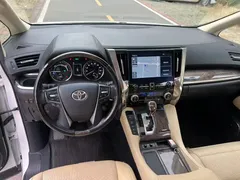 2021 Toyota Vellfire Hybrid 2.5L HV Premium, белый — фото 4