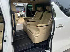 2021 Toyota Vellfire Hybrid 2.5L HV Premium, белый — фото 6