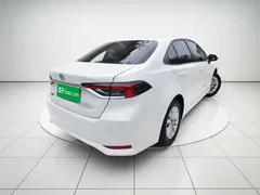 2021 Toyota Corolla TNGA 1.5L CVT Elite, белый — фото 4