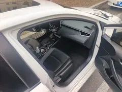 2021 Toyota Corolla TNGA 1.5L CVT Elite, белый — фото 19