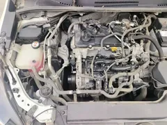 2021 Toyota Corolla TNGA 1.5L CVT Elite, белый — фото 20
