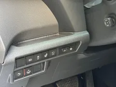 2023 Toyota Sienna 2.5L Hybrid Platinum, белый — фото 24