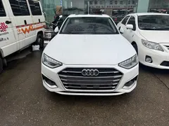 2022 Audi A4L 40 TFSI Luxury Sport, белый — фото 2