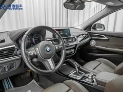 2021 BMW 1 Series 125i M Sport Night Edition, белый — фото 12