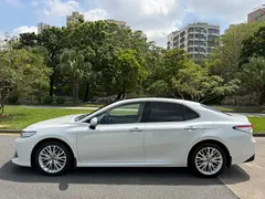2019 Toyota Camry 2.5G Luxury, белый — фото 7