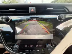2019 Toyota Camry 2.5G Luxury, белый — фото 17
