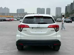 2020 Honda Vezel 1.5L CVT Pioneer, белый — фото 5