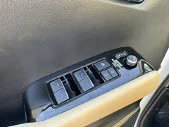 2021 Toyota Alphard Hybrid 2.5L Premium, белый — фото 4