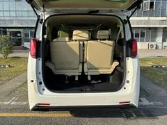 2021 Toyota Alphard Hybrid 2.5L Premium, белый — фото 17