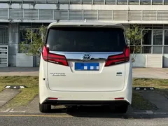 2021 Toyota Alphard Hybrid 2.5L Premium, белый — фото 19