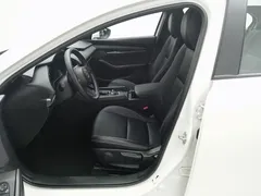 2022 Mazda 3 2.0L AT, белый — фото 10