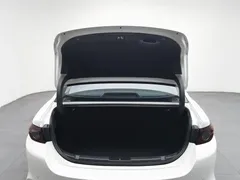 2022 Mazda 3 2.0L AT, белый — фото 16