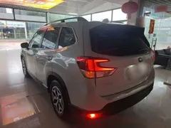 2021 Subaru Forester 2.0i Luxury EyeSight, белый — фото 4