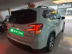 2021 Subaru Forester 2.0i Luxury EyeSight, белый — фото 6