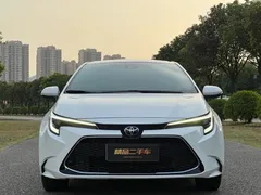 2022 Toyota Levin 185T CVT Luxury, белый — фото 2