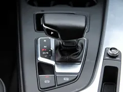 2022 Audi A4L 40 TFSI Fashion Dynamic, белый — фото 11