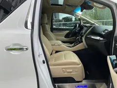 2021 Toyota Vellfire 2.5L Hybrid HV Ultimate, белый — фото 23