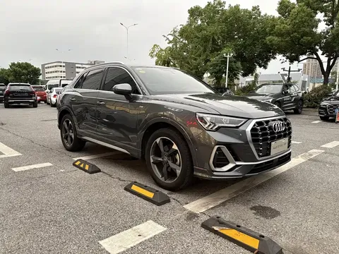 2021 Audi Q3 35 TFSI Fashion Sport