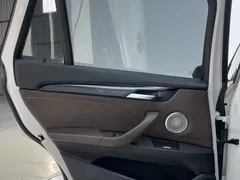 2022 BMW X1 Premium, белый — фото 19