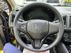 2022 Honda Vezel 1.5L CVT Pioneer, чёрный — фото 10