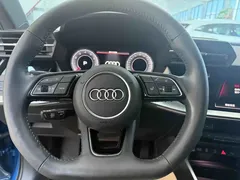 2021 Audi A3 Sportback 35 TFSI Luxury Sport, синий — фото 14