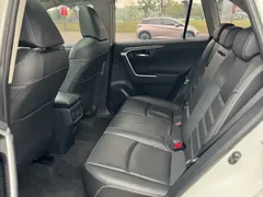 2023 Toyota RAV4 2.0L CVT 2WD Fashion, белый — фото 6
