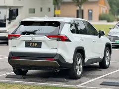 2023 Toyota RAV4 2.0L CVT 2WD Fashion, белый — фото 9