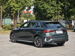2021 Audi A3 Sportback 35 TFSI Sport, зелёный — фото 7