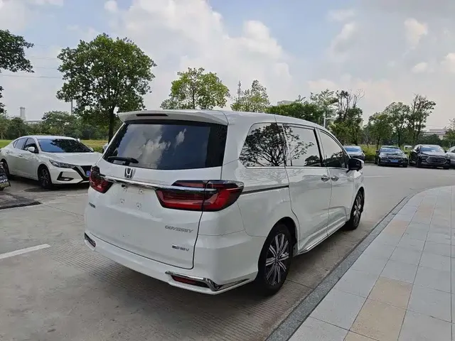 2024 Honda Odyssey 2.0L e:HEV Hybrid