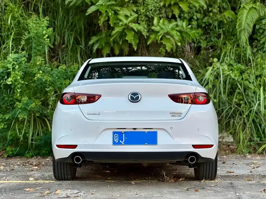 2021 Mazda 3 2.0L AT