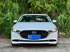 2021 Mazda 3 2.0L AT, белый — фото 2