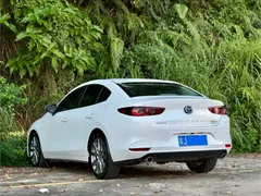 2021 Mazda 3 2.0L AT, белый — фото 4